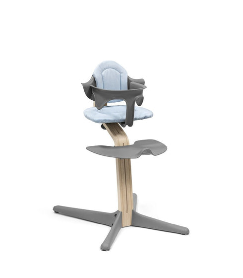 Nomi Syöttötuoli, useita eri värejä, Stokke